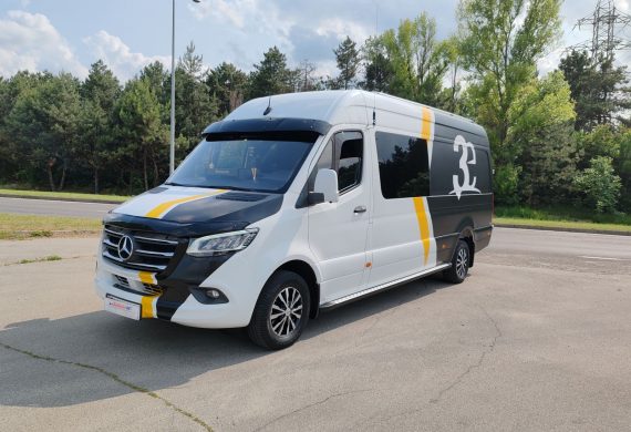 Mercedes-Benz – Sprinter 319